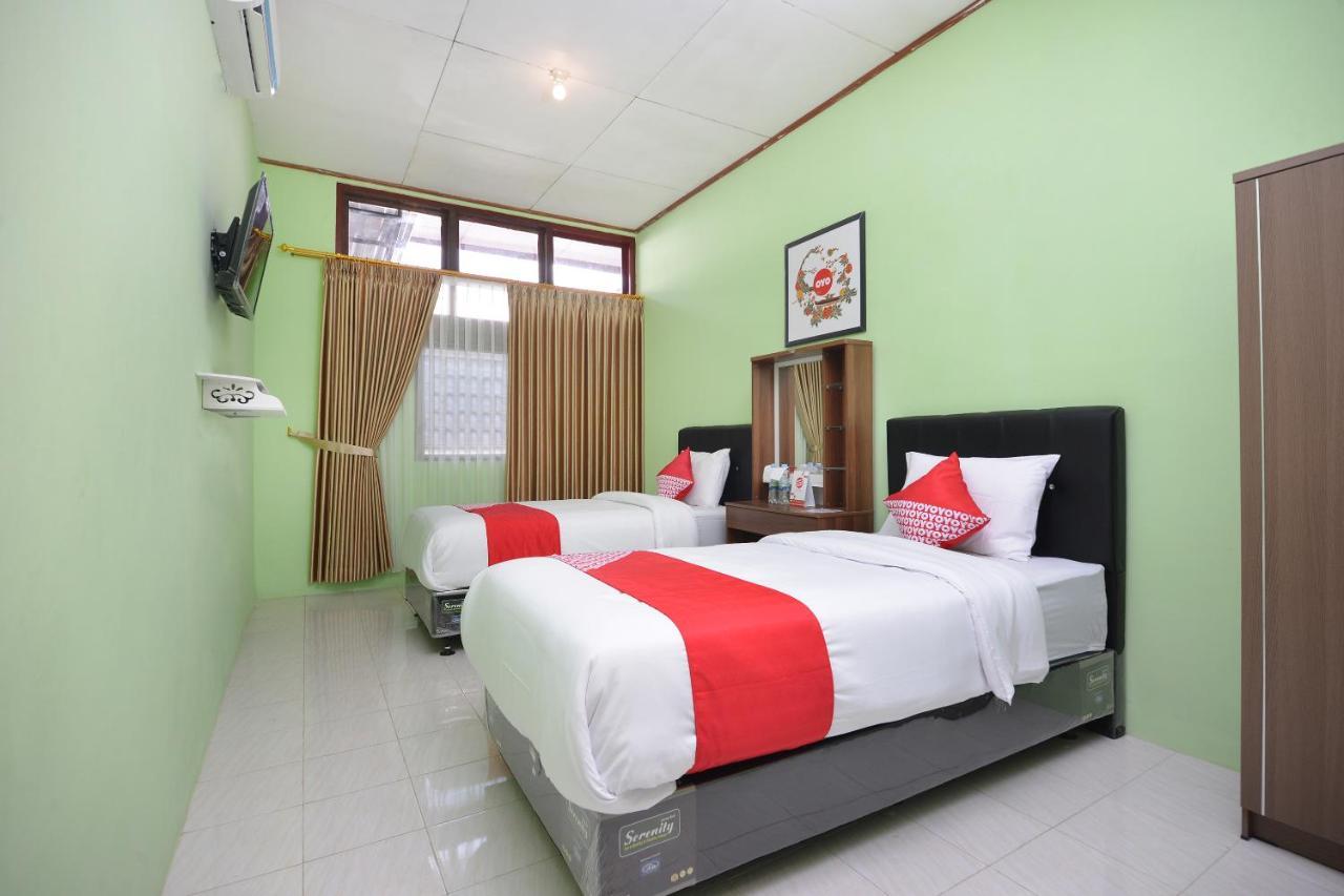 Super Oyo 1046 Omah Pathok Hotell Yogyakarta Exteriör bild
