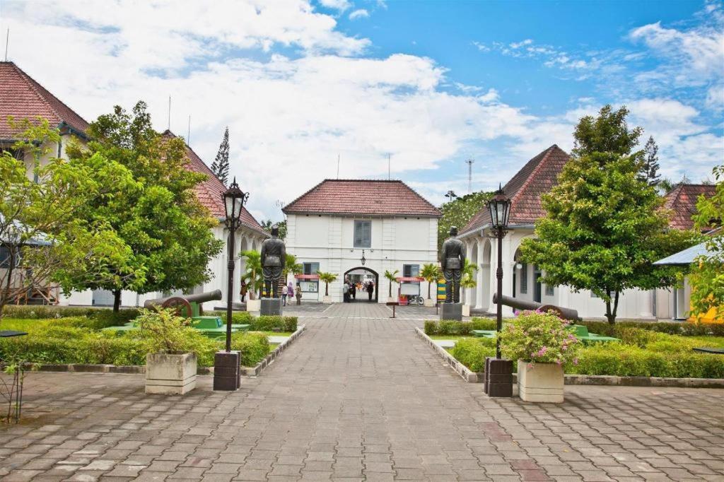 Super Oyo 1046 Omah Pathok Hotell Yogyakarta Exteriör bild