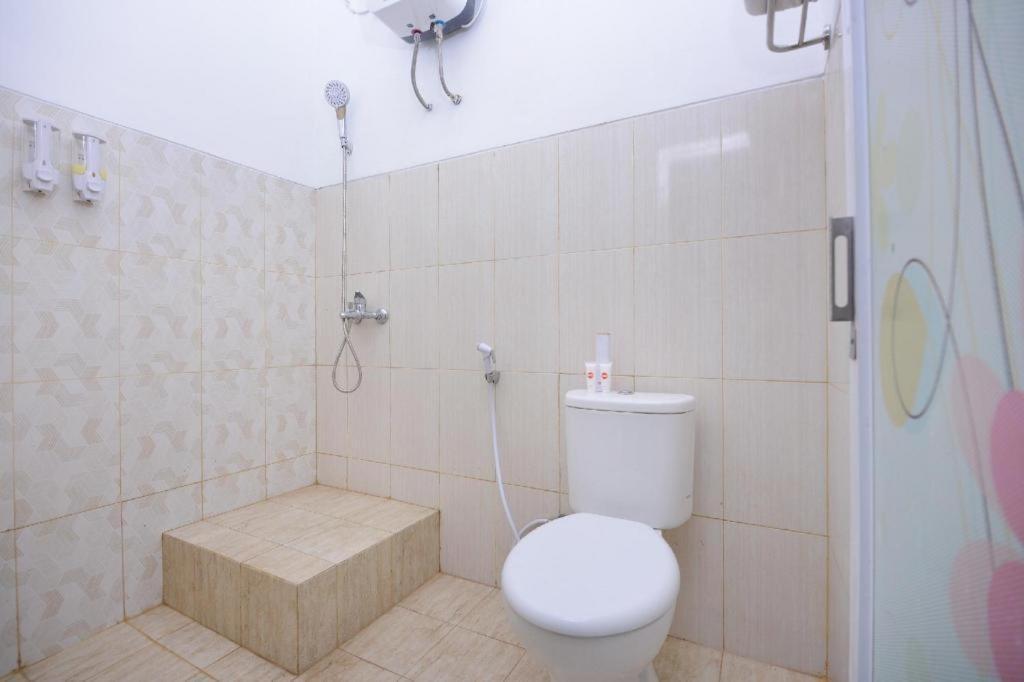 Super Oyo 1046 Omah Pathok Hotell Yogyakarta Exteriör bild