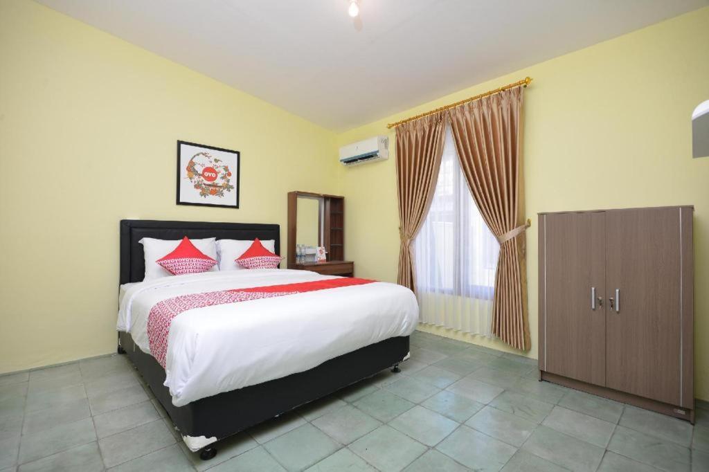 Super Oyo 1046 Omah Pathok Hotell Yogyakarta Exteriör bild
